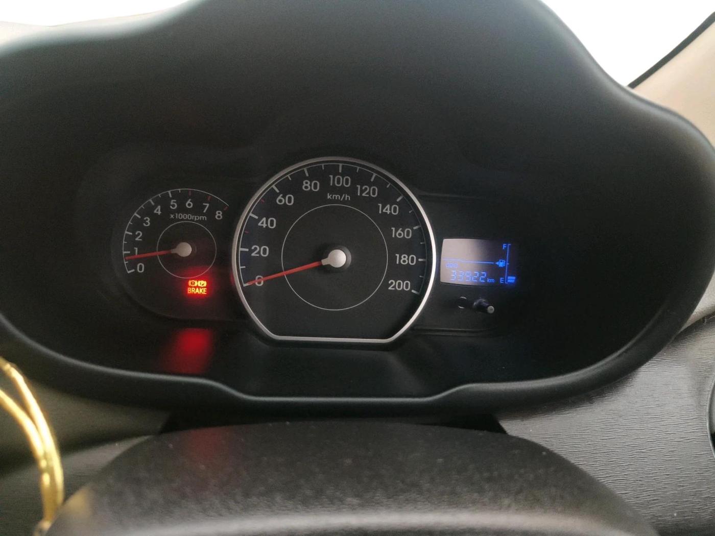 2013 Hyundai i10 MAGNA 1.2, Petrol, Manual, 33,922 km, interior