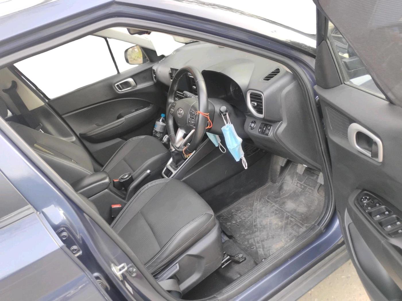 2019 Hyundai VENUE SX 1.0 (O) TURBO, Petrol, Manual, 92,107 km, interior