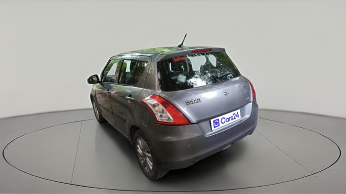 2016 Maruti Swift ZXI, CNG, Manual, 1,59,726 km, exterior