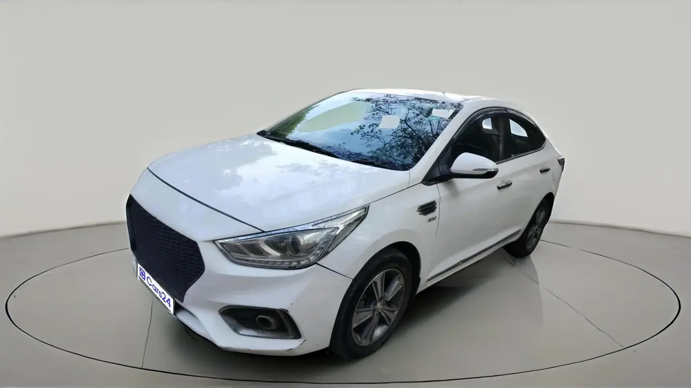 2018 Hyundai Verna 1.6 CRDI SX + AT, Diesel, Automatic, 1,26,828 km, exterior