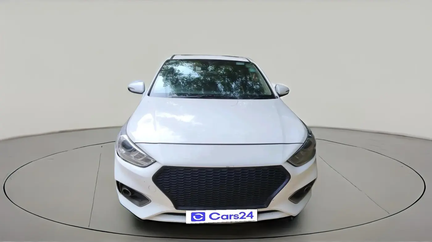 2018 Hyundai Verna 1.6 CRDI SX + AT, Diesel, Automatic, 1,26,828 km, exterior