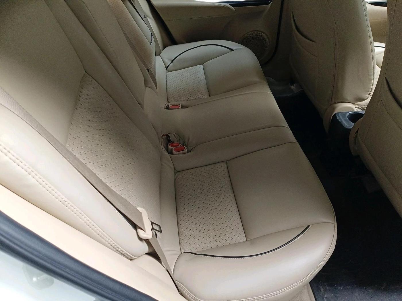 2021 Toyota YARIS J CVT, Petrol, Automatic, 41,697 km, interior