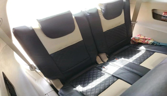 2016 Mahindra XUV500 W6, Diesel, Manual, 1,09,185 km, interior