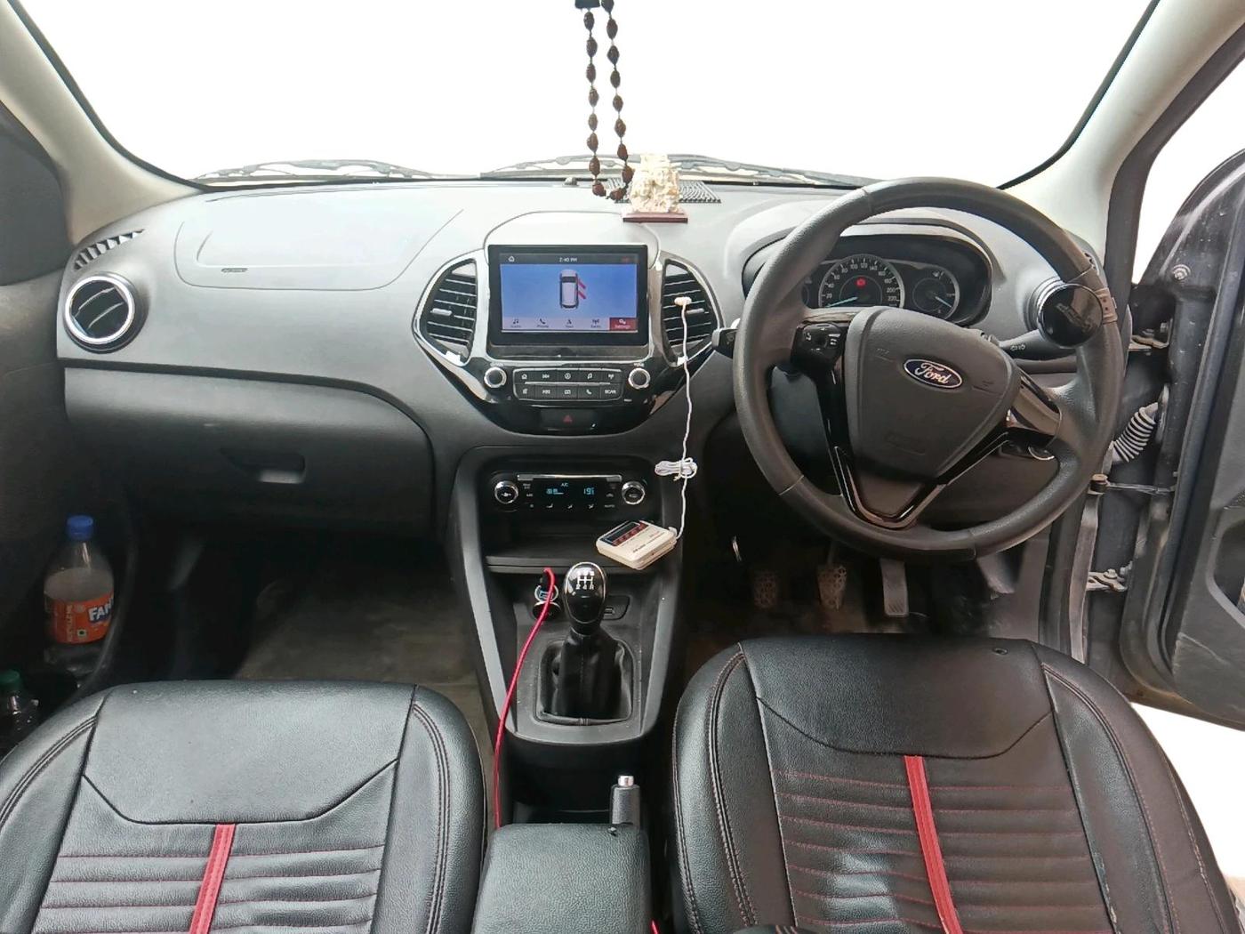 2019 Ford New Figo TITANIUM 1.2 PETROL MT, Petrol, Manual, 77,653 km, interior