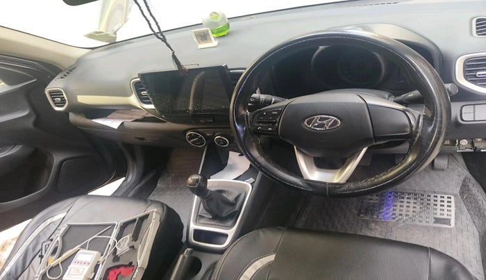 2020 Hyundai VENUE S 1.2, Petrol, Manual, 33,119 km, interior