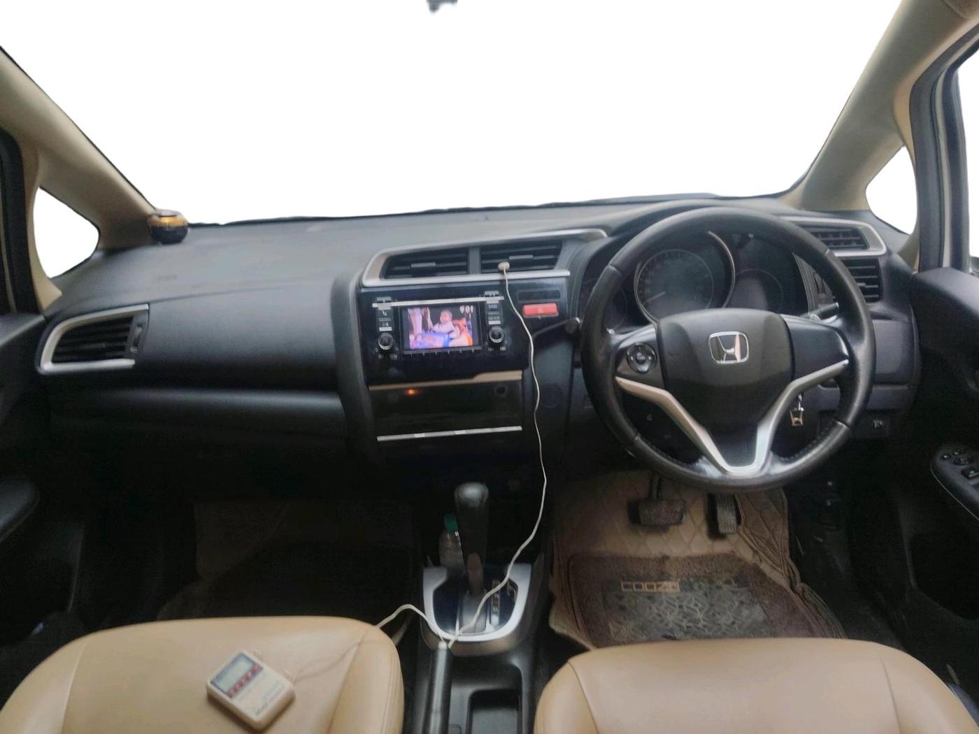 2015 Honda Jazz 1.2L I-VTEC V AT, Petrol, Automatic, 1,10,075 km, interior