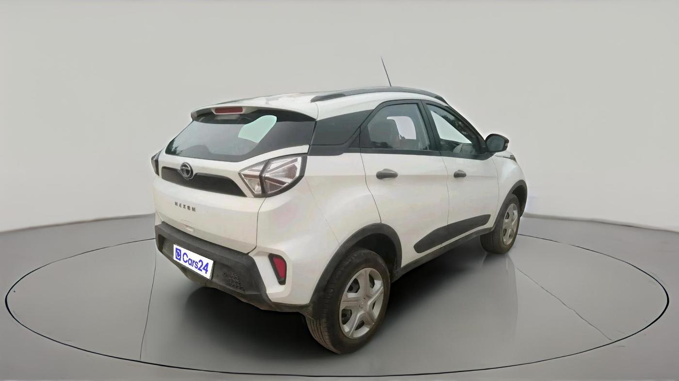 2023 Tata NEXON XM PLUS SUNROOF PETROL, Petrol, Manual, 3,947 km, exterior