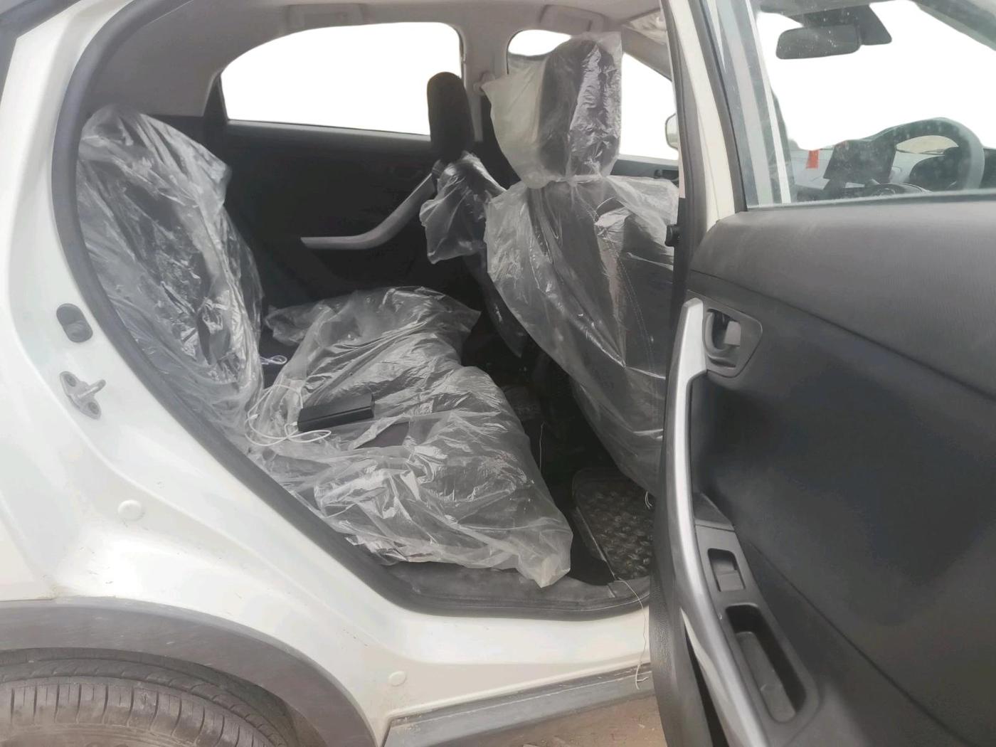2023 Tata NEXON XM PLUS SUNROOF PETROL, Petrol, Manual, 3,947 km, interior