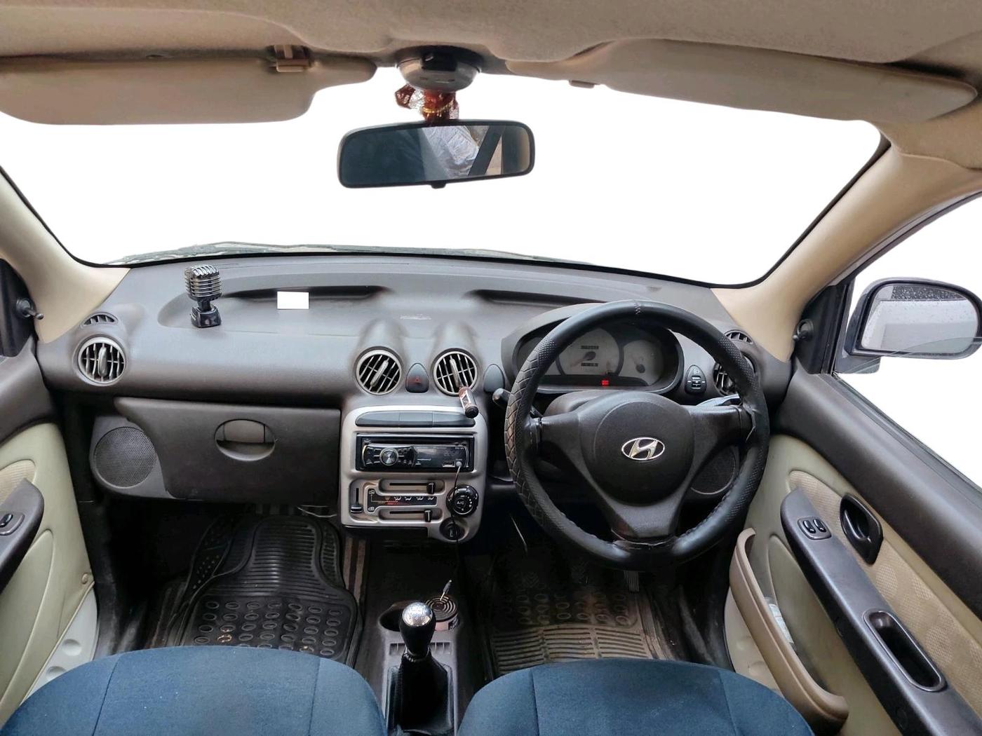 2012 Hyundai Santro Xing GLS, Petrol, Manual, 1,17,052 km, interior