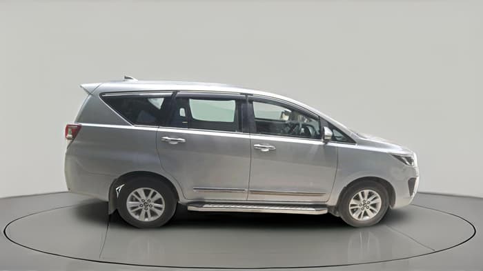 2017 Toyota Innova Crysta 2.8 GX AT 7 STR, Diesel, Automatic, 99,565 km, exterior
