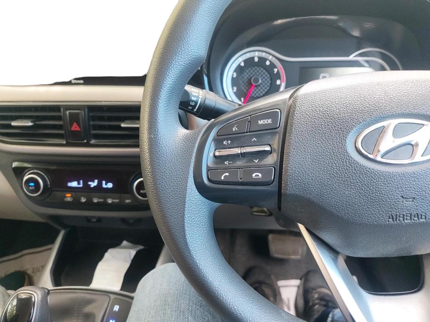 2019 Hyundai GRAND I10 NIOS SPORTZ AMT 1.2 KAPPA VTVT, Petrol, Automatic, 24,588 km, interior