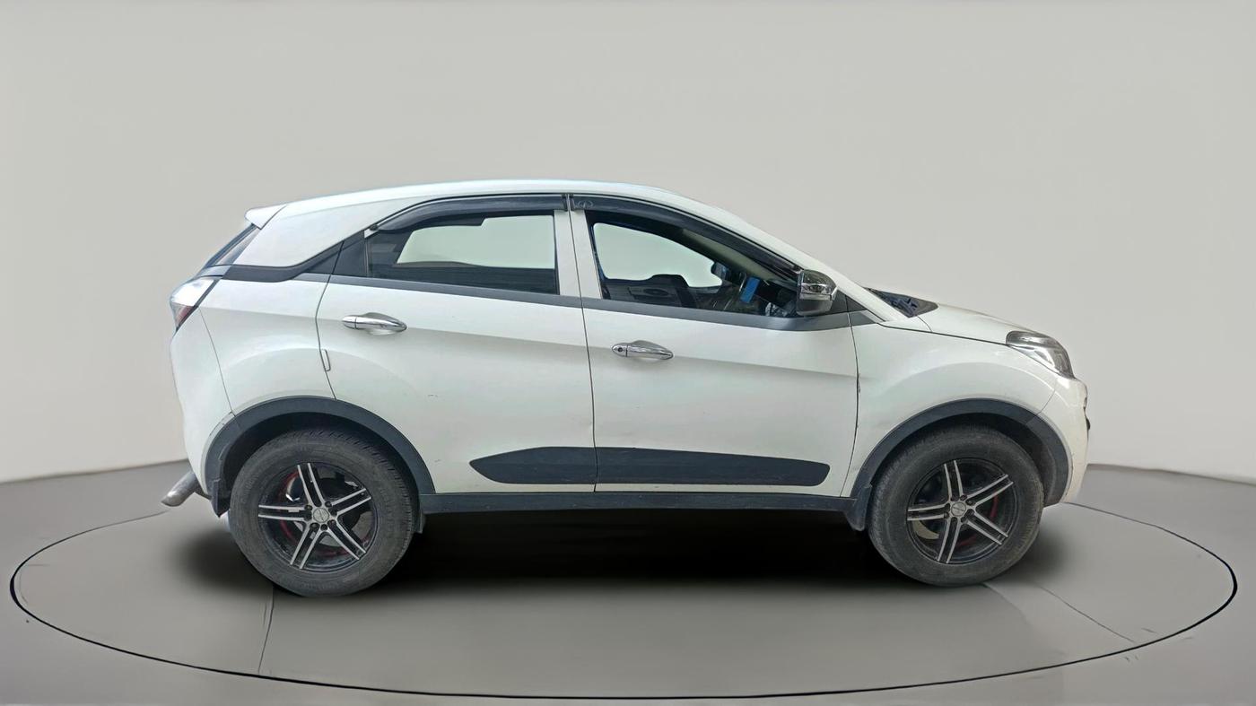 2018 Tata NEXON XMA DIESEL, Diesel, Automatic, 1,33,124 km, exterior