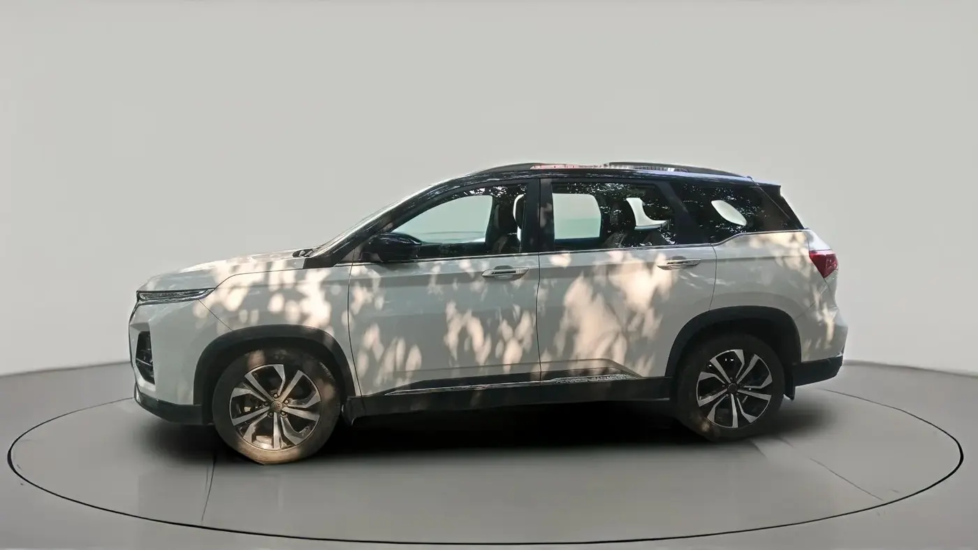 2023 MG HECTOR PLUS SAVVY PRO 1.5 TURBO CVT 6 STR, Petrol, Automatic, 10,512 km, exterior