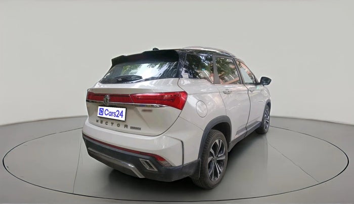 2023 MG HECTOR PLUS SAVVY PRO 1.5 TURBO CVT 6 STR, Petrol, Automatic, 10,512 km, exterior