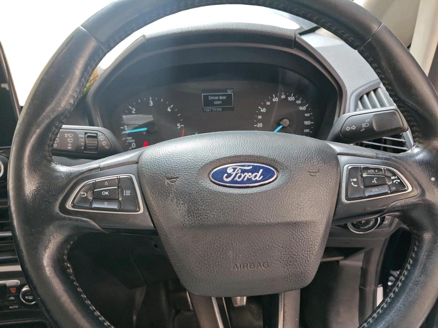 2018 Ford Ecosport TITANIUM 1.5L DIESEL, Diesel, Manual, 1,32,719 km, interior
