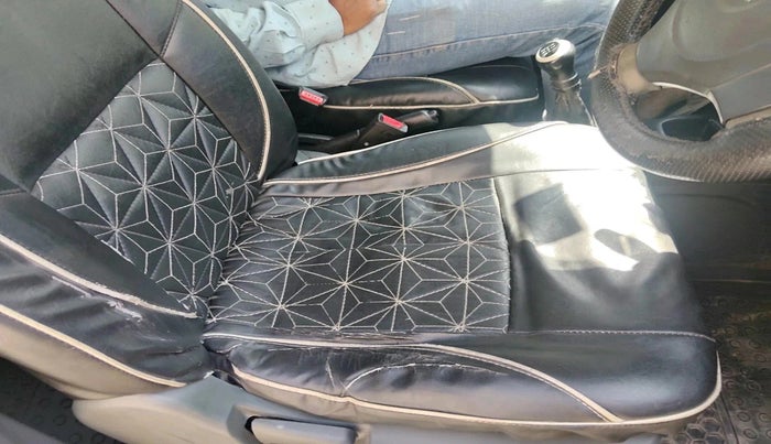 2012 Maruti Wagon R 1.0 LXI CNG, CNG, Manual, 1,65,702 km, interior