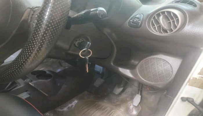 2013 Hyundai Santro Xing GL PLUS, CNG, Manual, 1,01,856 km, interior