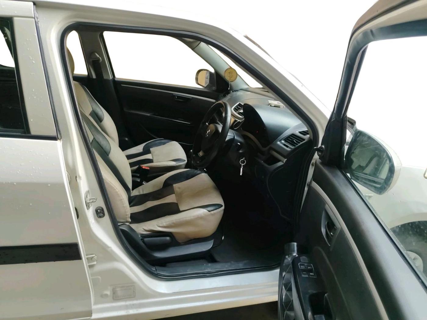 2017 Maruti Swift LXI (O), Petrol, Manual, 96,890 km, interior