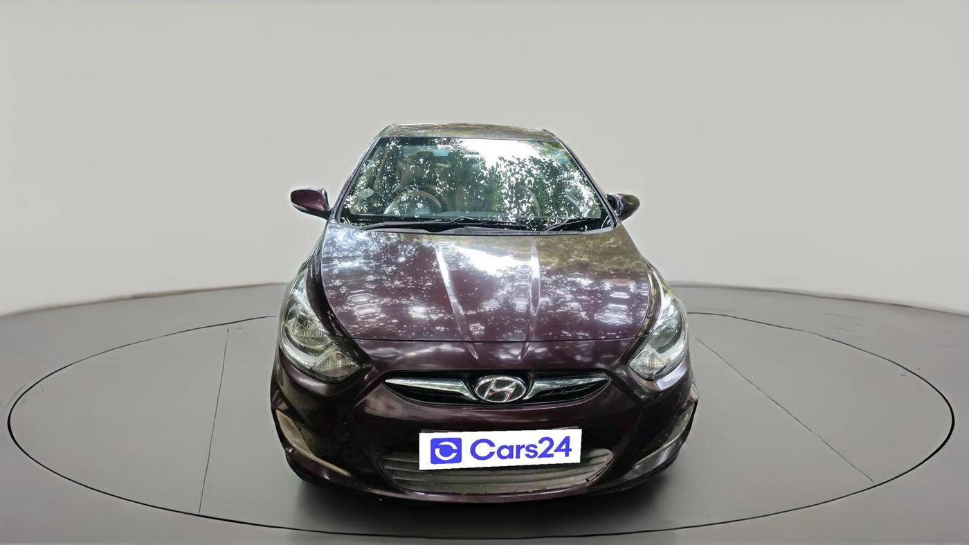 2011 Hyundai Verna FLUIDIC 1.6 VTVT SX, Petrol, Manual, 1,31,061 km, exterior