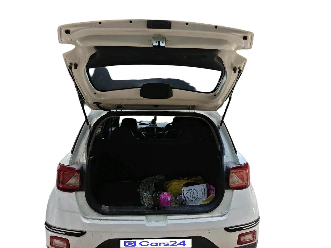 2021 Hyundai VENUE S 1.2, Petrol, Manual, 46,064 km, exterior