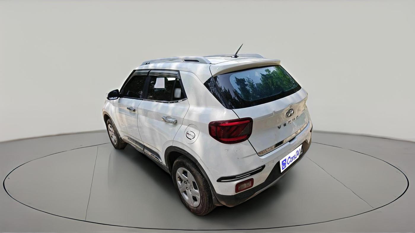 2021 Hyundai VENUE S 1.2, Petrol, Manual, 46,064 km, exterior