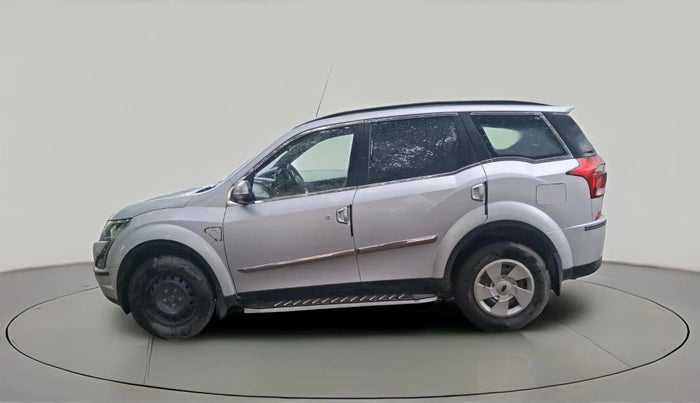 2018 Mahindra XUV500 W7, Diesel, Manual, 81,228 km, exterior