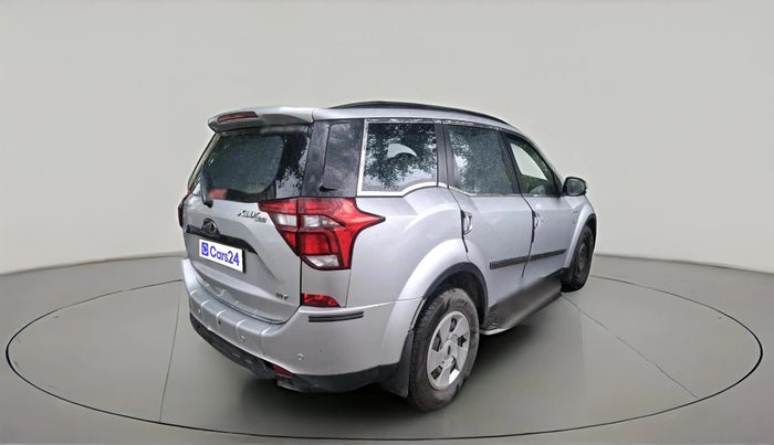 2018 Mahindra XUV500 W7, Diesel, Manual, 81,228 km, exterior