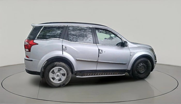 2018 Mahindra XUV500 W7, Diesel, Manual, 81,228 km, exterior