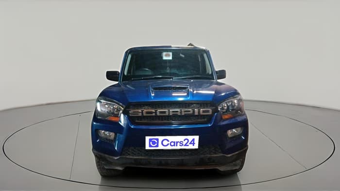 2017 Mahindra Scorpio S4 PLUS 1.99 INTELLI-HYBRID, Diesel, Manual, 66,171 km, exterior