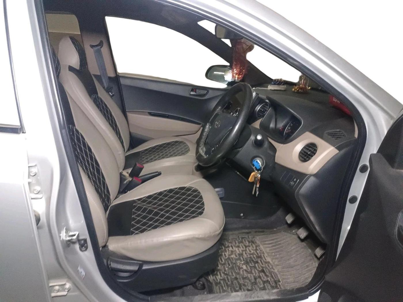 2017 Hyundai Grand i10 MAGNA 1.2 KAPPA VTVT, Petrol, Manual, 38,883 km, interior