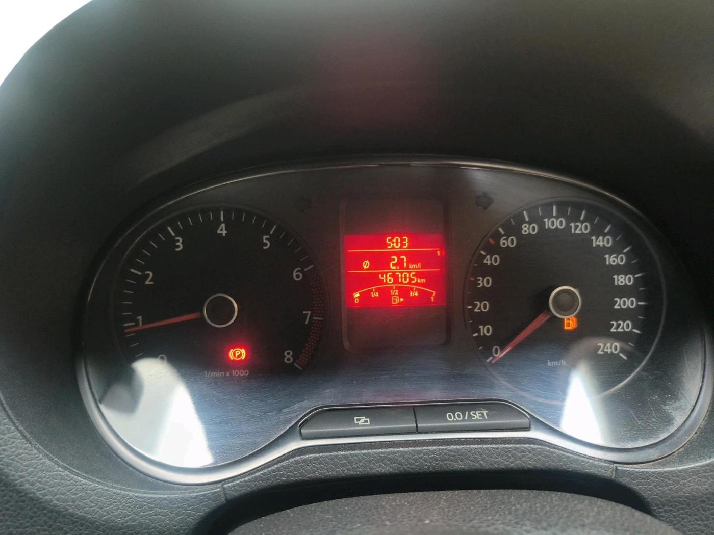2014 Volkswagen Polo COMFORTLINE 1.2L PETROL, Petrol, Manual, 46,705 km, interior