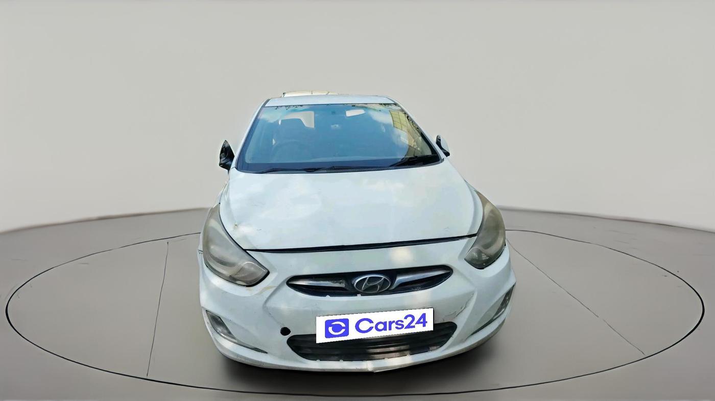 2011 Hyundai Verna FLUIDIC 1.6 VTVT SX, Petrol, Manual, 1,10,000 km, exterior