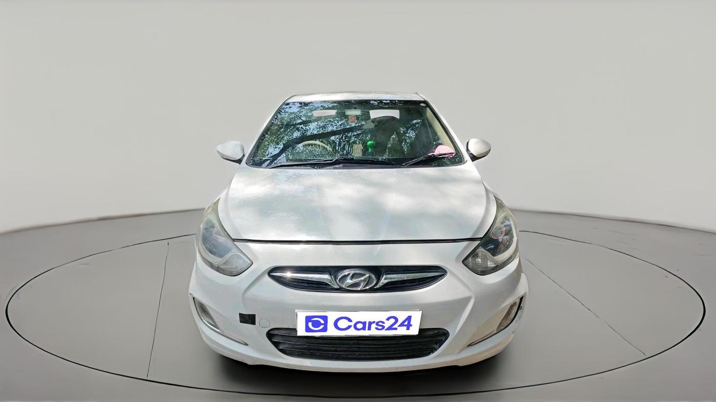 2013 Hyundai Verna FLUIDIC 1.6 VTVT SX, Petrol, Manual, 1,25,351 km, exterior