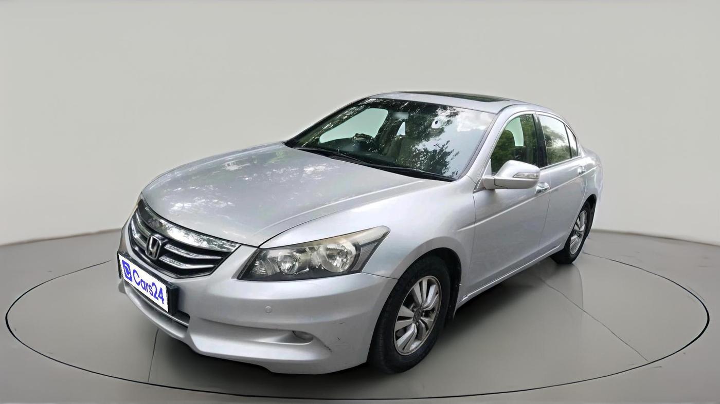 2011 Honda Accord 2.4L I-VTEC AT, Petrol, Automatic, 1,06,381 km, exterior