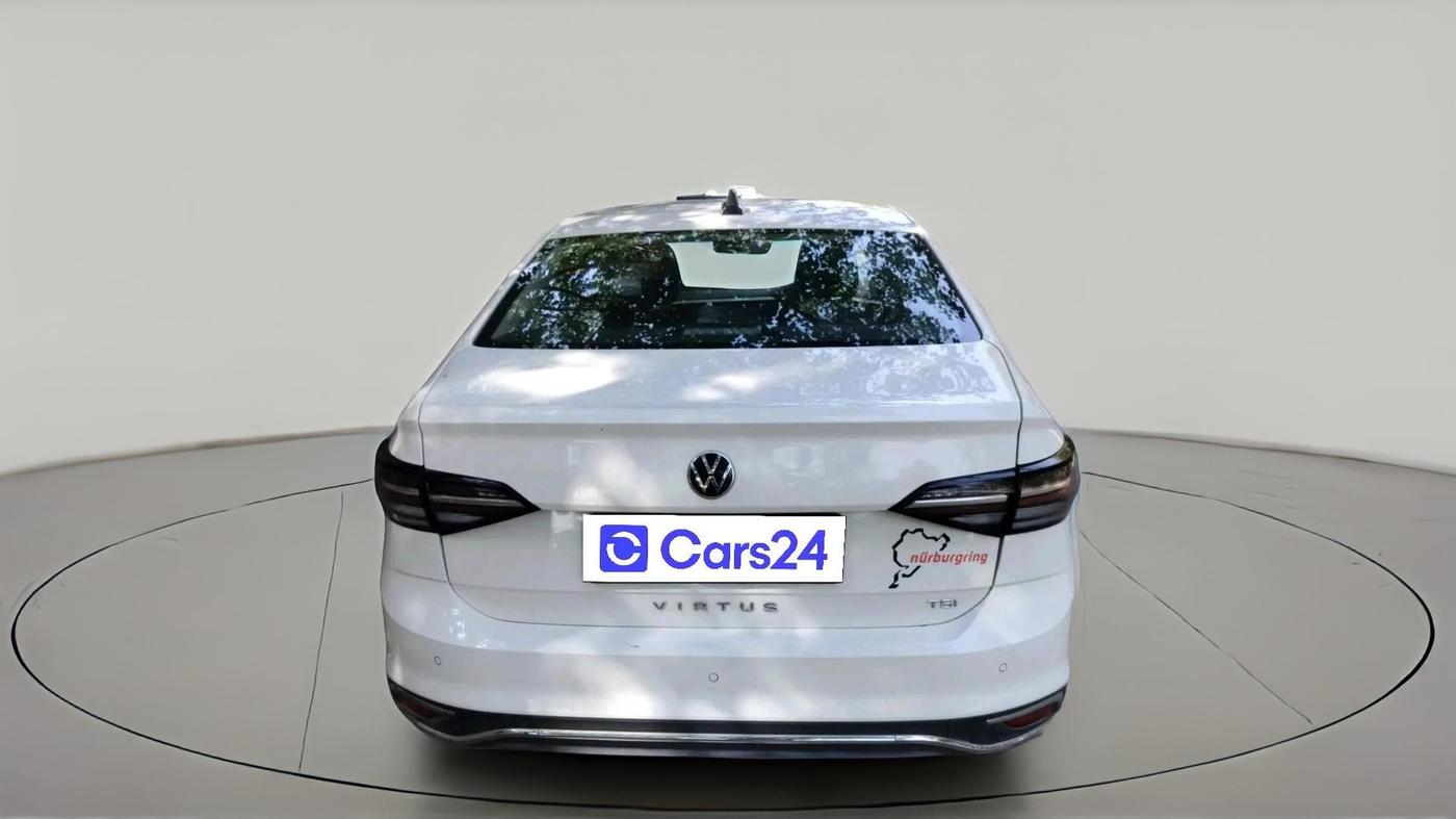 2024 Volkswagen VIRTUS TOPLINE TSI 1.0 MT, Petrol, Manual, 22,568 km, exterior