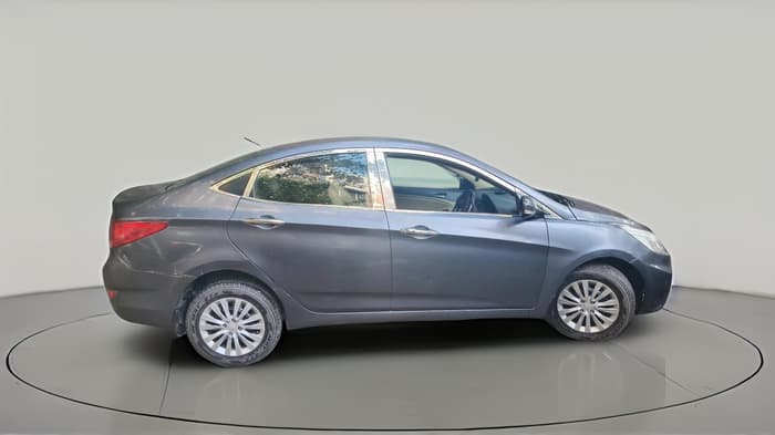 2014 Hyundai Verna FLUIDIC 1.6 VTVT SX OPT, CNG, Manual, 1,67,595 km, exterior