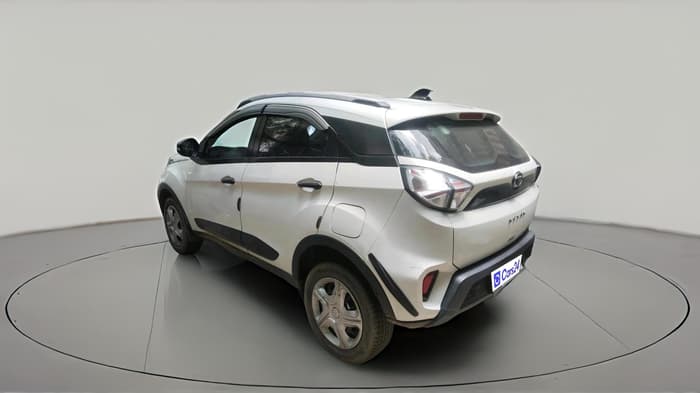 2022 Tata NEXON XM PLUS SUNROOF PETROL, Petrol, Manual, 19,588 km, exterior