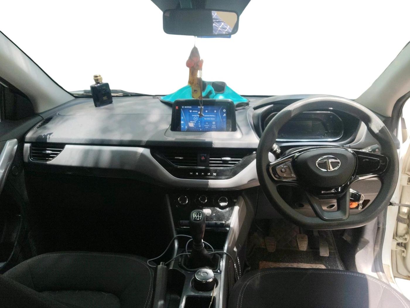 2022 Tata NEXON XM PLUS SUNROOF PETROL, Petrol, Manual, 19,588 km, interior