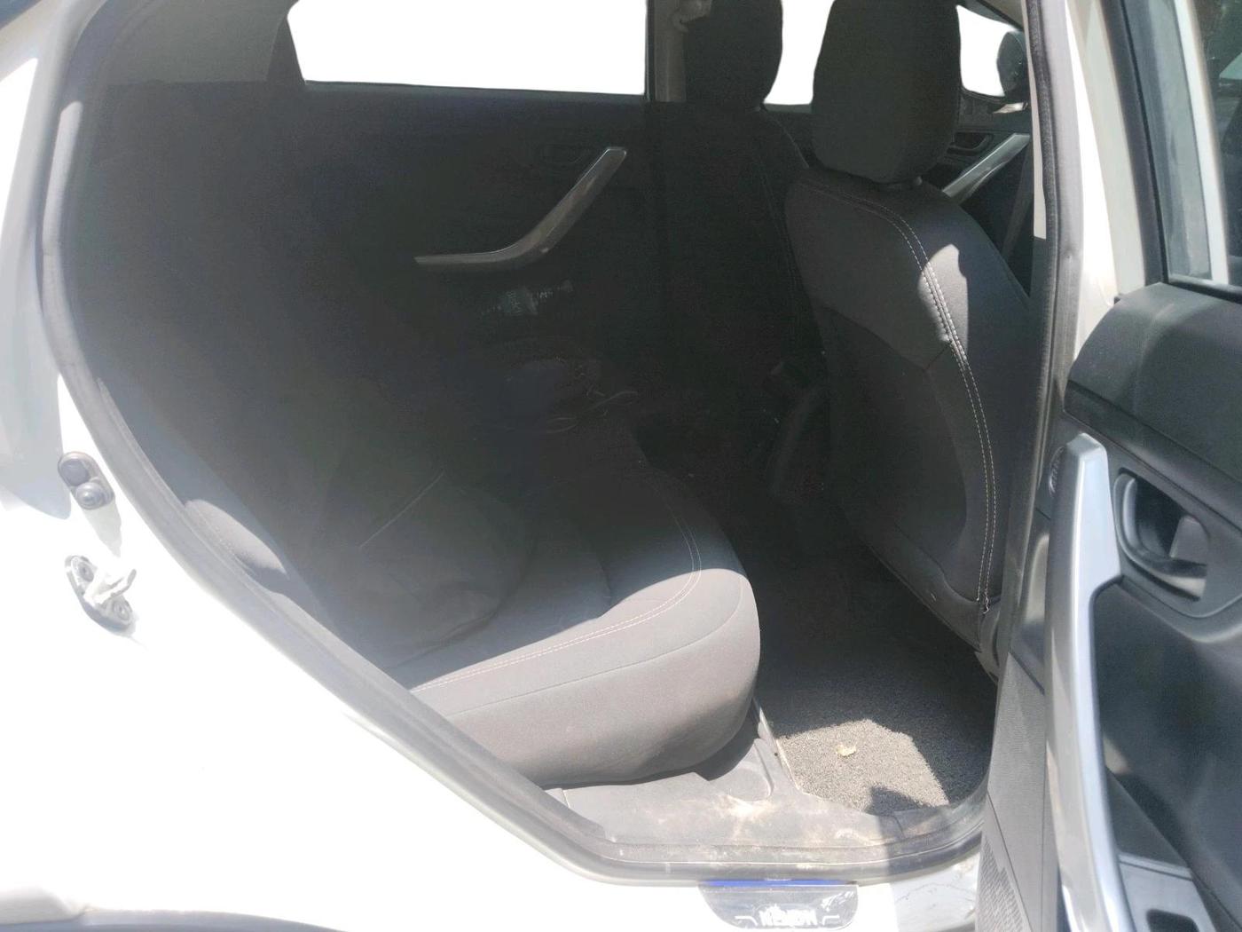 2022 Tata NEXON XM PLUS SUNROOF PETROL, Petrol, Manual, 19,588 km, interior