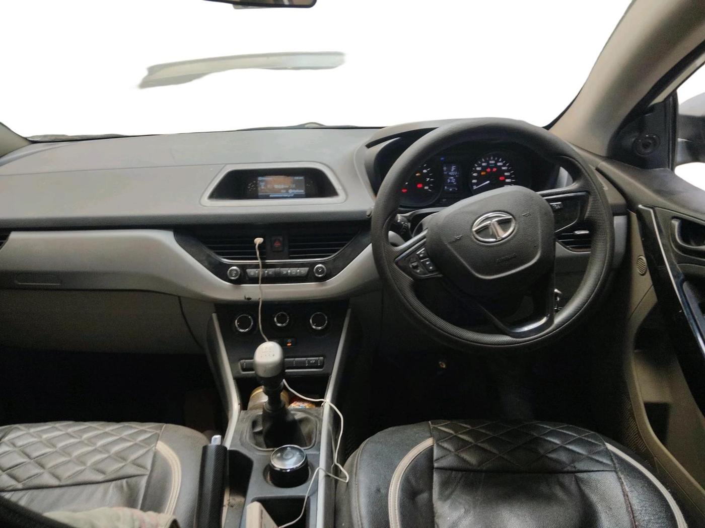 2019 Tata NEXON XM PETROL, CNG, Manual, 40,031 km, interior