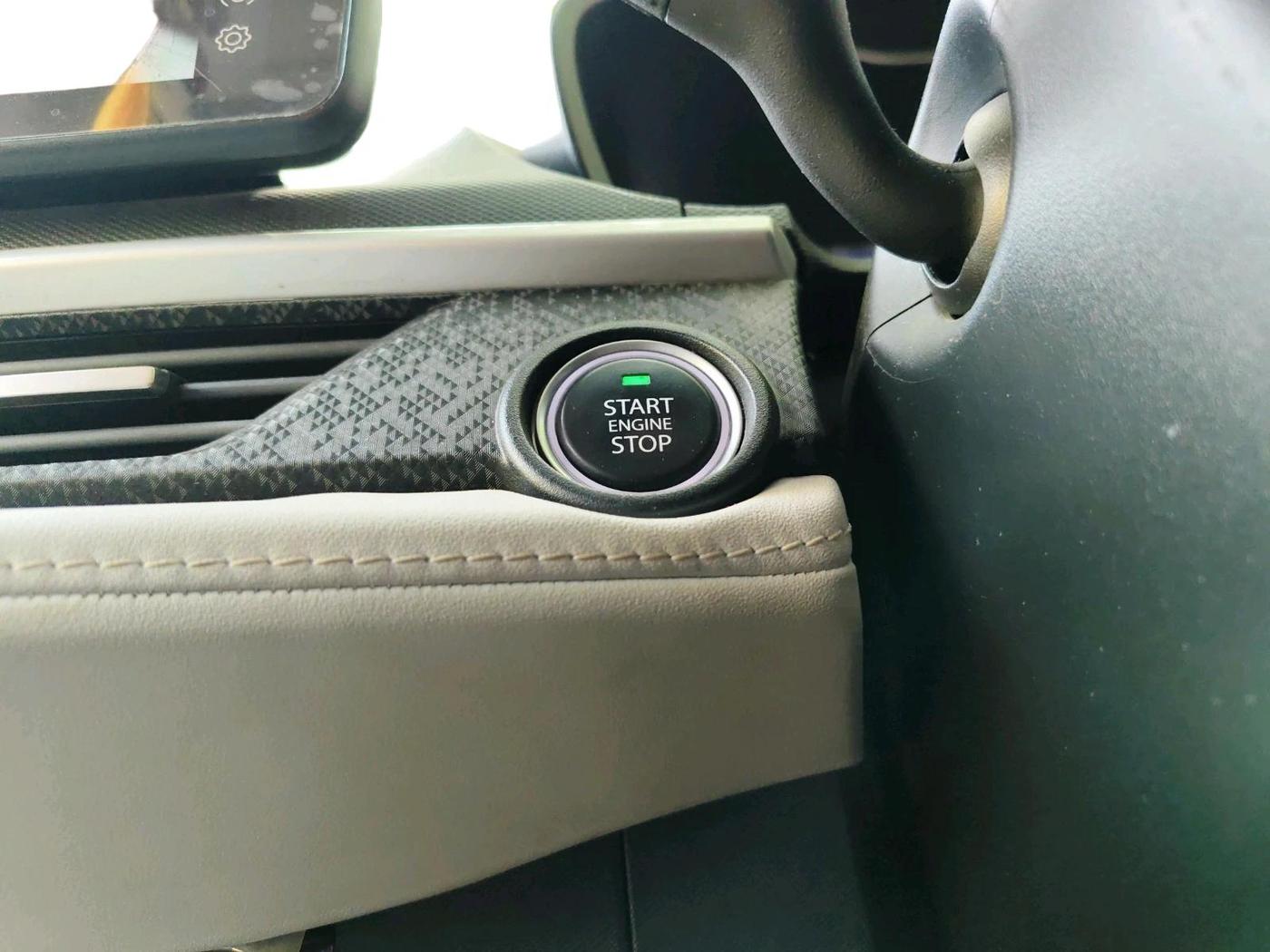 2023 Tata NEXON CREATIVE + SUNROOF 1.2 PETROL, Petrol, Manual, 14,706 km, interior