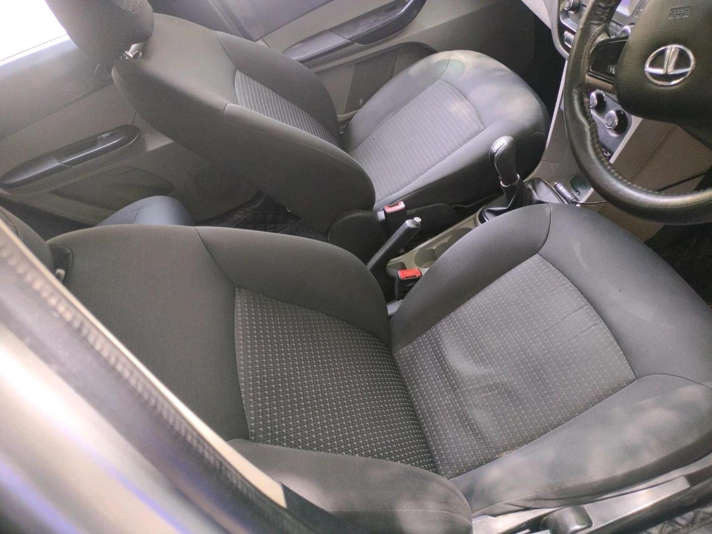 2018 Tata Tiago XZ PETROL, CNG, Manual, 65,208 km, interior