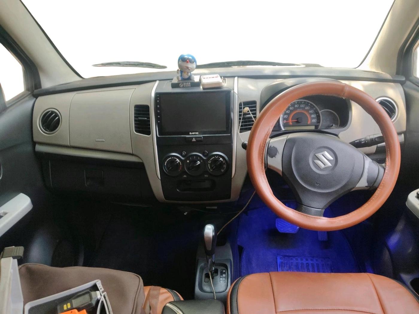 2016 Maruti Wagon R 1.0 VXI AMT, Petrol, Automatic, 79,757 km, interior