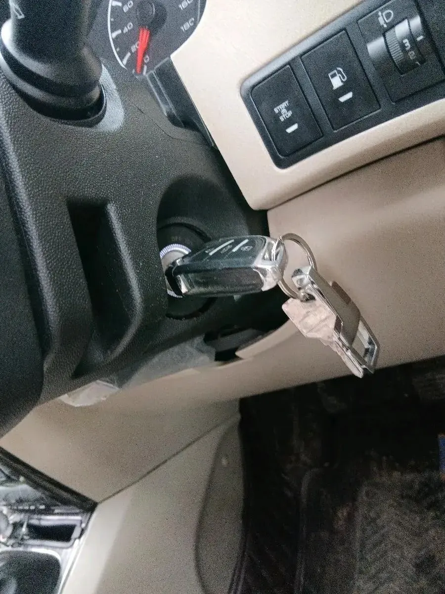 2022 Mahindra SCORPIO CLASSIC S 7STR, Diesel, Manual, 42,218 km, interior