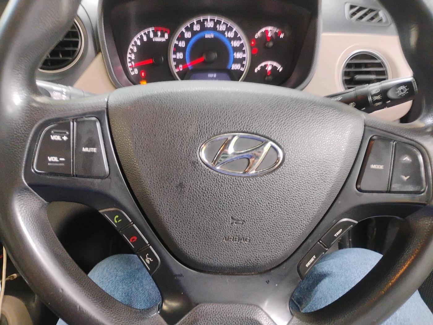 2018 Hyundai Grand i10 SPORTZ 1.2 KAPPA VTVT, Petrol, Manual, 93,628 km, interior