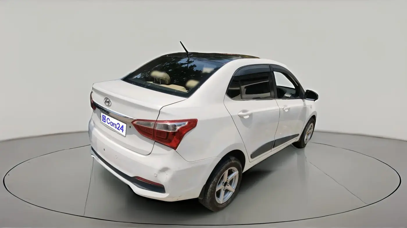 2018 Hyundai Xcent E+, CNG, Manual, 85,098 km, exterior