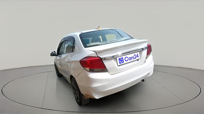 2015 Honda Amaze 1.2L I-VTEC S, CNG, Manual, 1,12,966 km, exterior