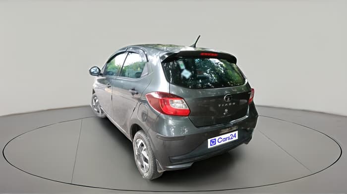 2025 Tata Tiago XM CNG, CNG, Manual, 8,864 km, exterior