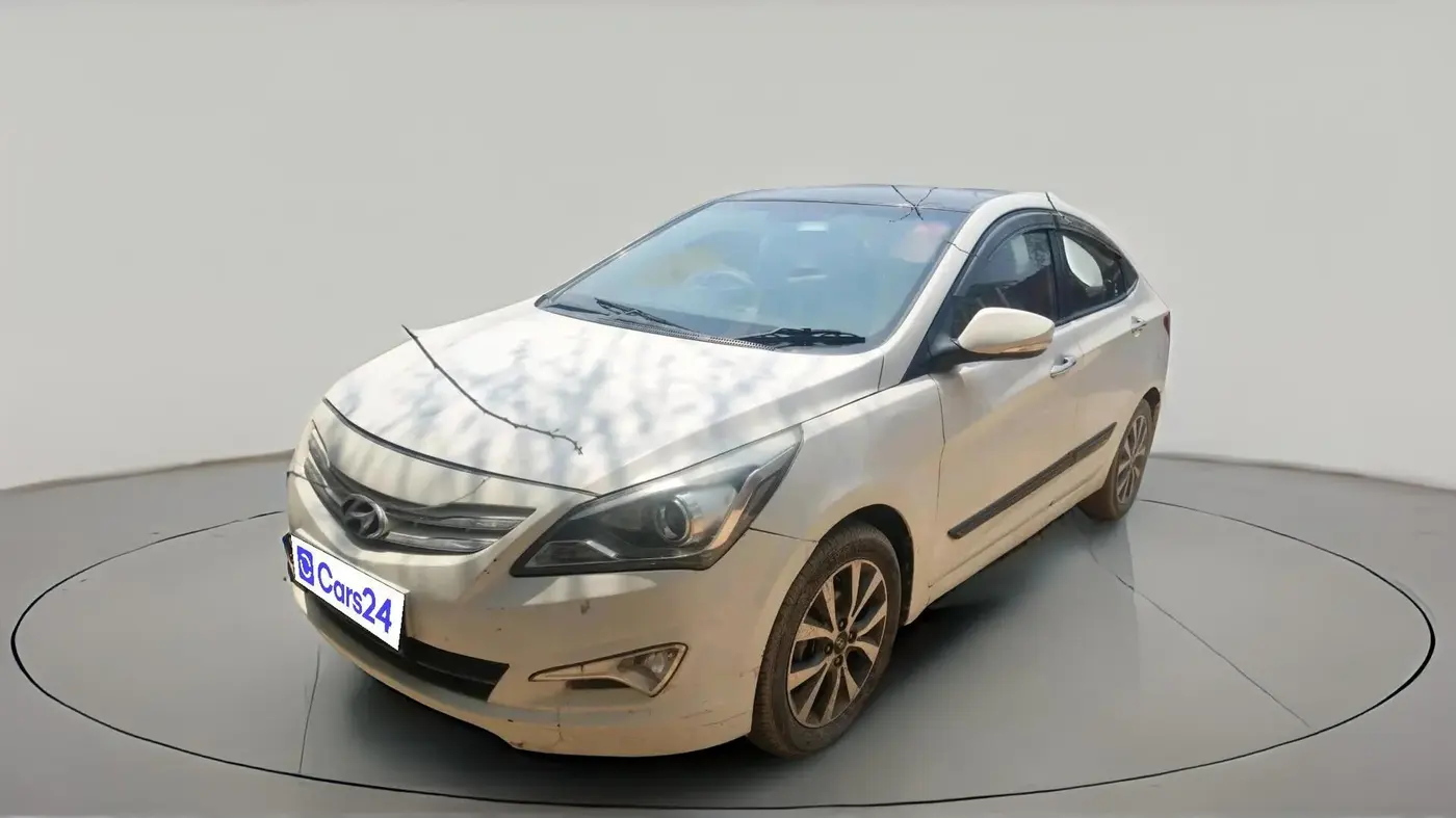 2015 Hyundai Verna FLUIDIC 4S 1.6 VTVT S(O), Petrol, Manual, 1,22,061 km, exterior