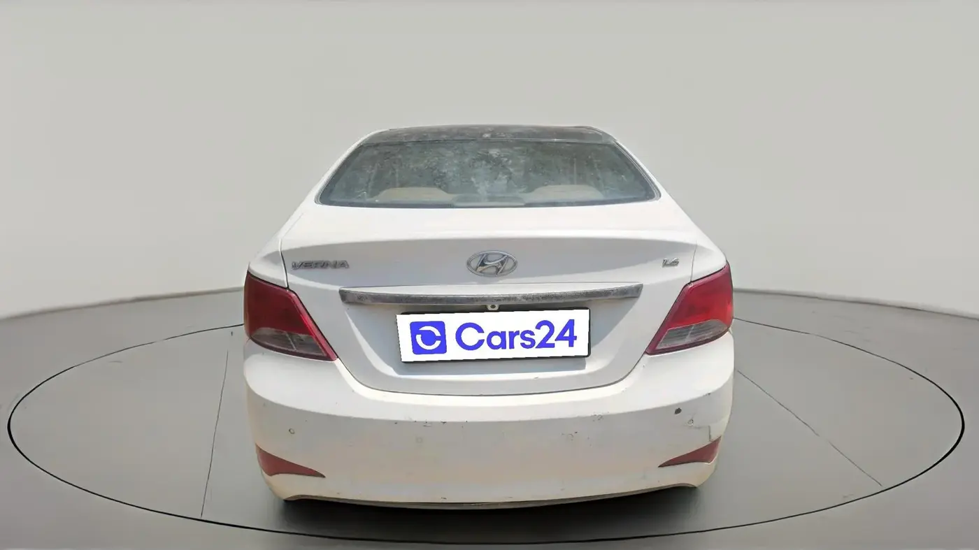 2015 Hyundai Verna FLUIDIC 4S 1.6 VTVT S(O), Petrol, Manual, 1,22,061 km, exterior
